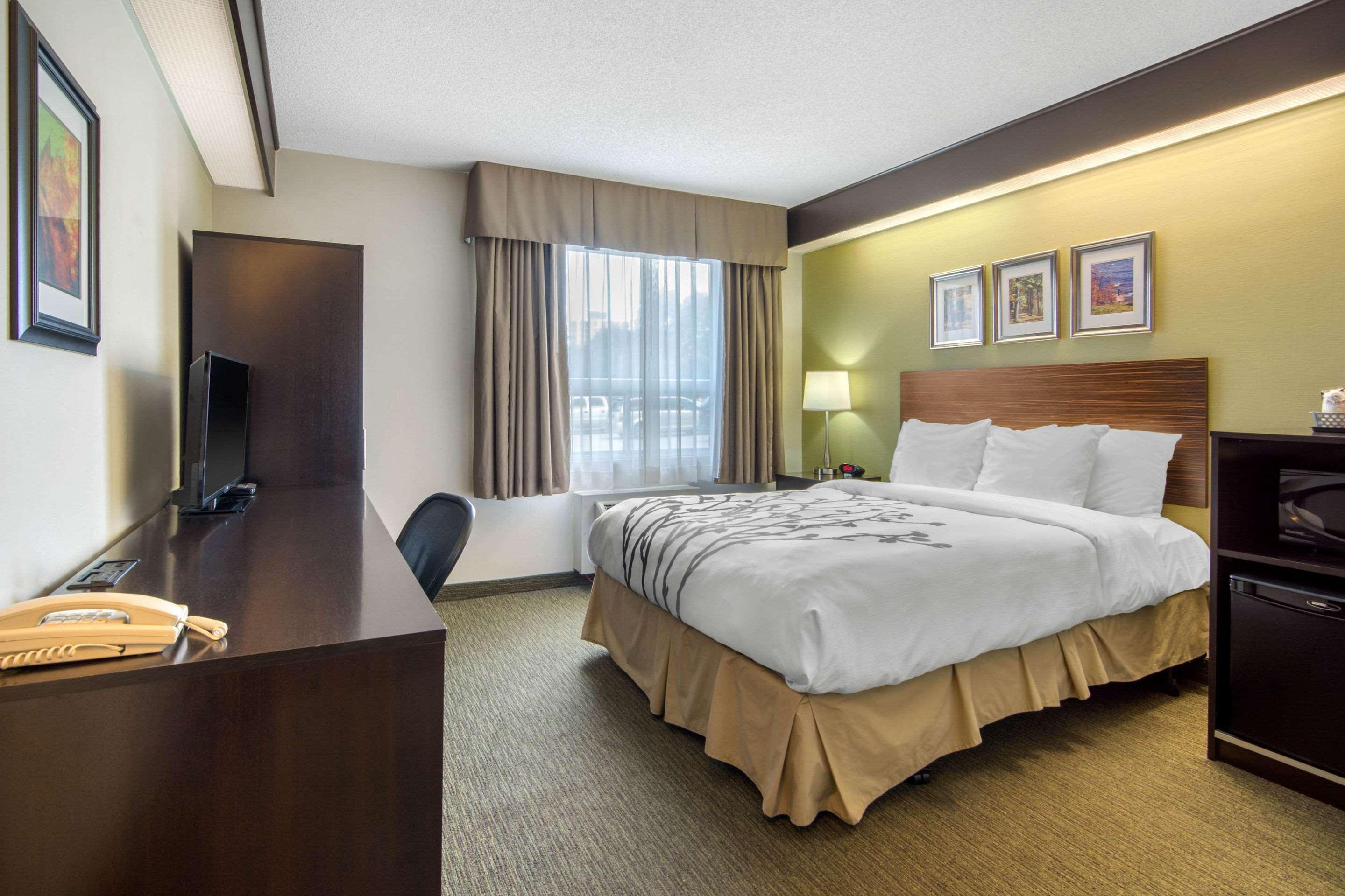Sleep Inn 3*